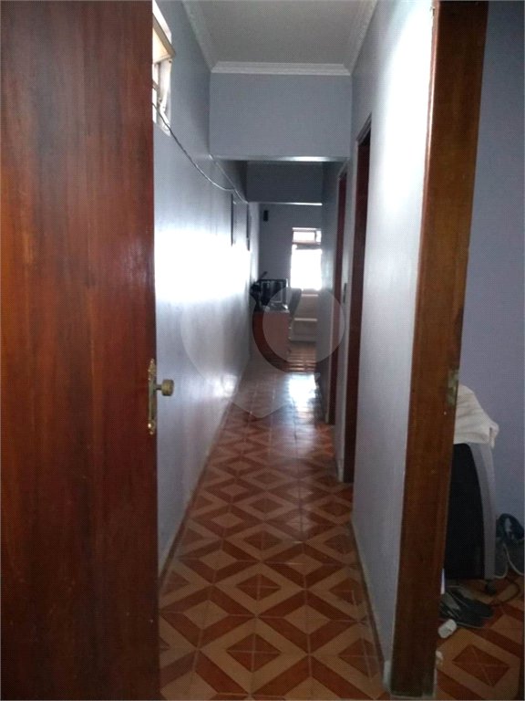Casa Térrea à venda com 4 quartos, sendo 1 suíte,  em Vila Nivi, São Paulo, SP