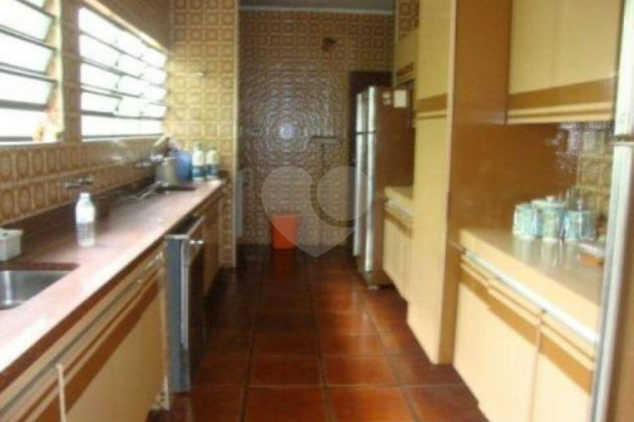 Casa Térrea à venda com 4 quartos, sendo 1 suíte, em Jardim Floresta, São Paulo, SP