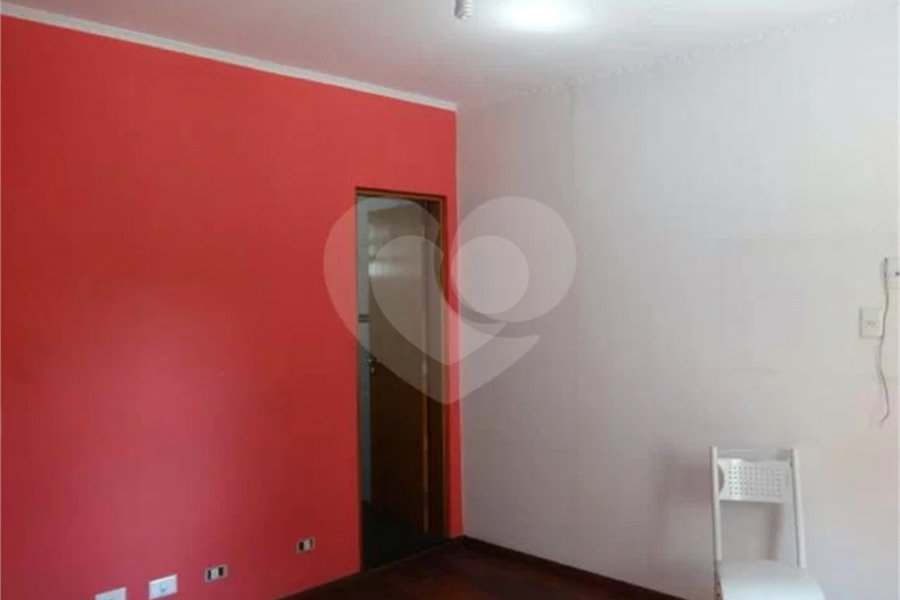Casa à venda com 4 quartos, sendo 2 suítes, em Horto, São Paulo, SP