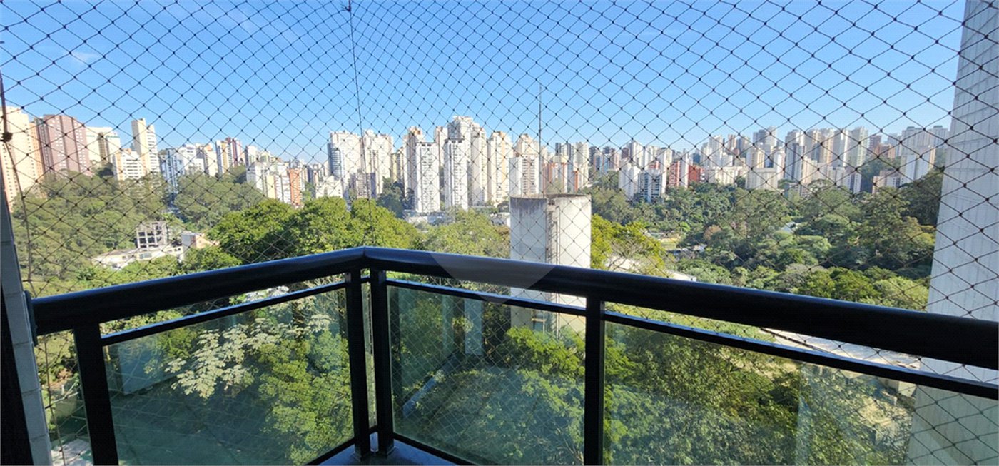 Apartamento à venda com 4 suítes em Paraíso do Morumbi, São Paulo, SP