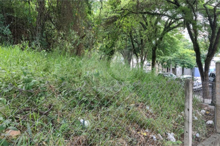 Terreno à venda ou para alugar no Centro, Atibaia, SP