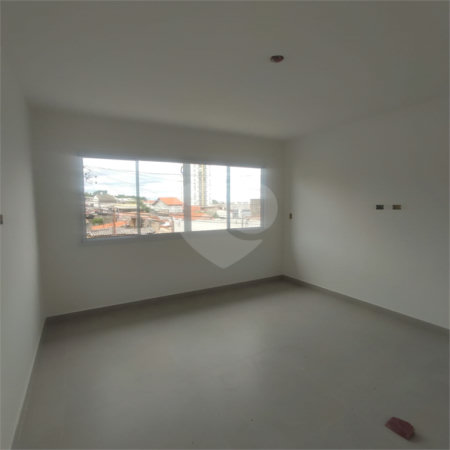 Sobrado à venda com 3 quartos, sendo 1 suíte, em Parada Inglesa, São Paulo, SP