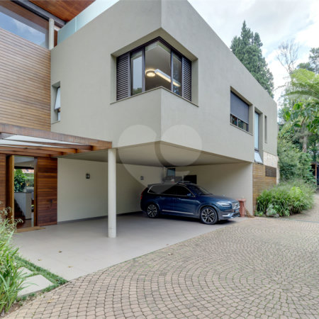 Casa à venda com 4 suítes no condomínio Vila Flora, São Paulo - SP