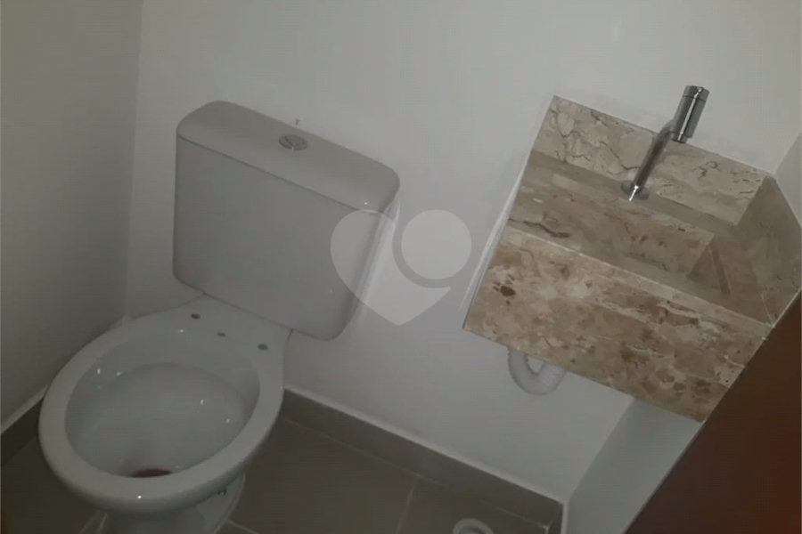 Casa à venda com 2 suítes no condomínio martinha, São Paulo - SP