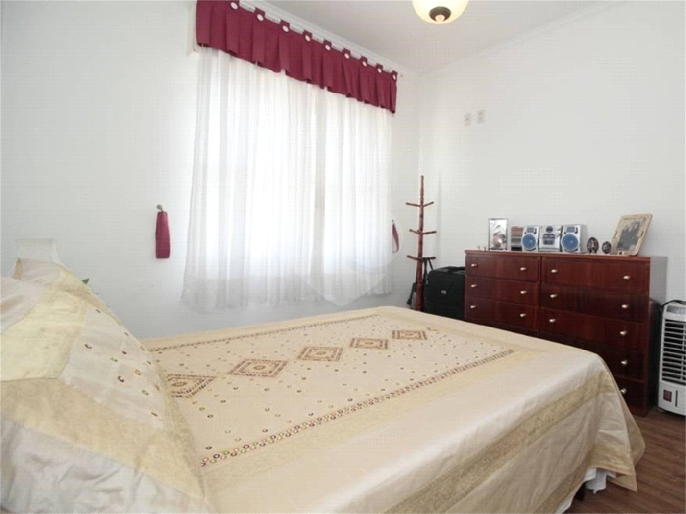 Sobrado à venda com 4 quartos, sendo 2 suítes, em Jardim São Paulo(zona Norte), São Paulo, SP