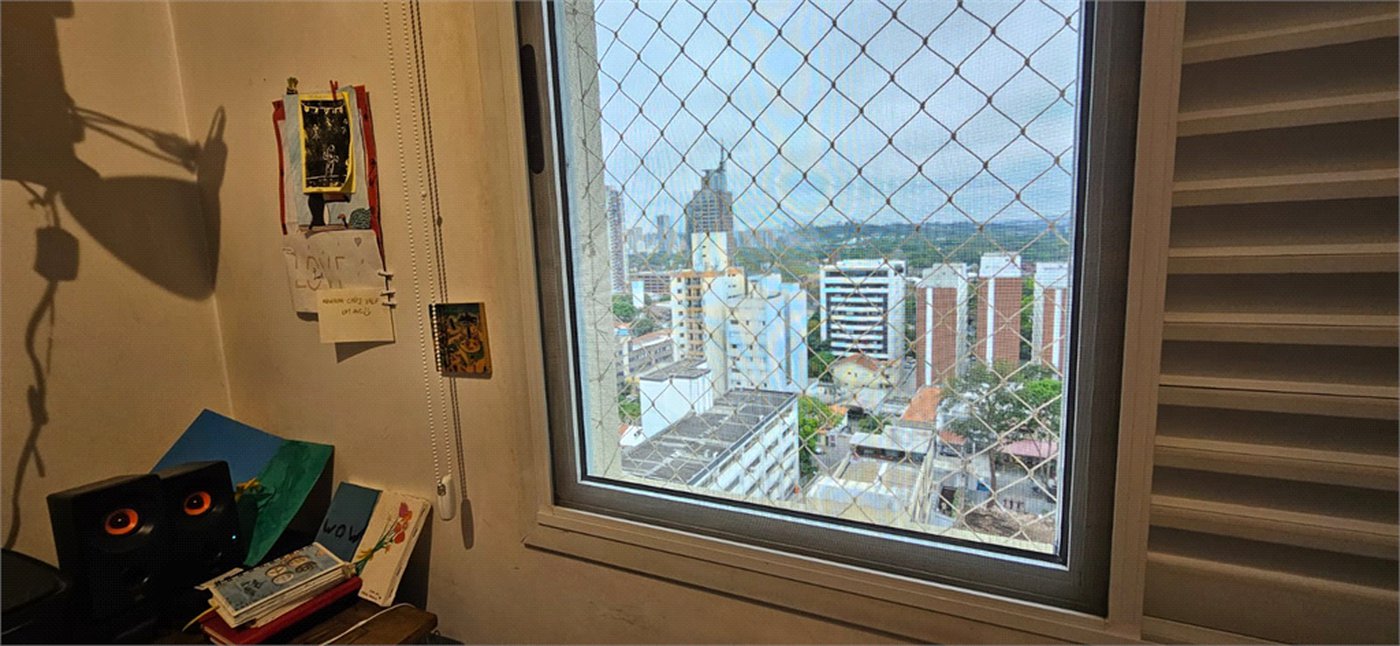 Apartamento à venda com 3 quartos, sendo 2 suítes, em Pinheiros, São Paulo, SP