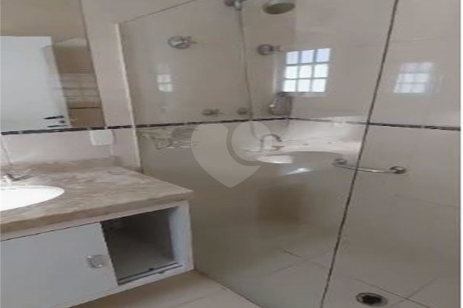 Casa à venda com 4 quartos, sendo 2 suítes,  no condomínio Res Jardim Itatinga, São Paulo - SP