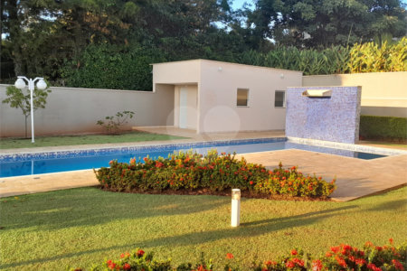 Casa à venda com 5 suítes no condomínio Ipe Velho, Vinhedo - SP