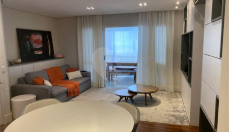 Apartamento à venda com 3 quartos, sendo 1 suíte,  em Indianópolis, São Paulo, SP
