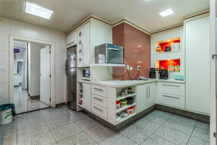 Apartamento à venda com 3 suítes em Bela Vista, São Paulo, SP