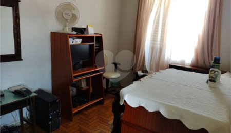 Sobrado à venda com 3 quartos em Campo Grande, São Paulo, SP