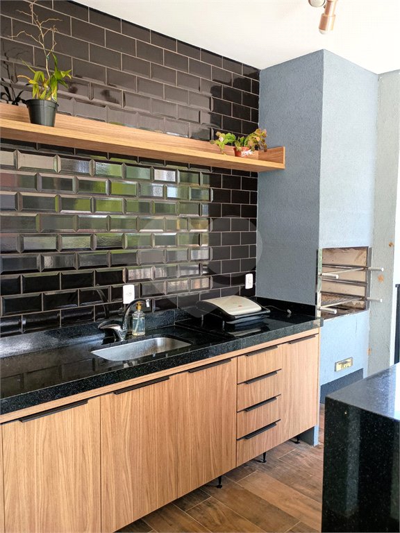 Casa à venda ou para alugar com 4 suítes no Centro, Jambeiro, SP