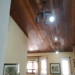 Casa à venda com 4 quartos, sendo 1 suíte, no condomínio Quinta da Cachoeira, Embu das Artes - SP