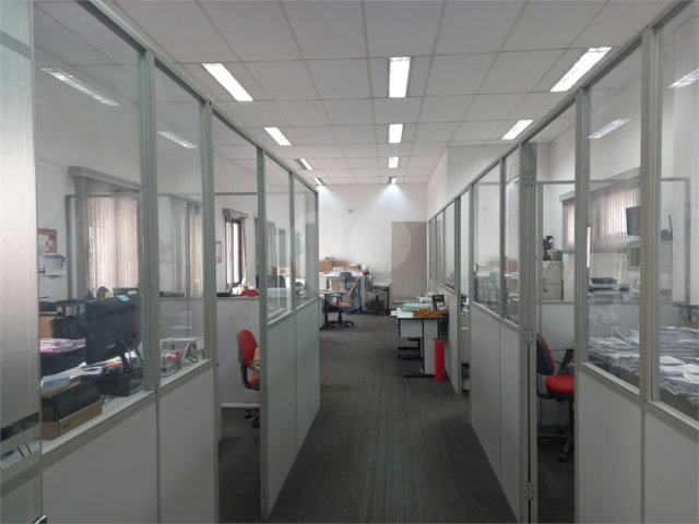 Sobrado à venda ou para alugar com 1 quarto em Chácara Santo Antônio, São Paulo, SP