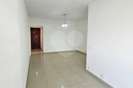 Apartamento à venda com 2 quartos, sendo 1 suíte,  em Tijuca, Rio de Janeiro, RJ