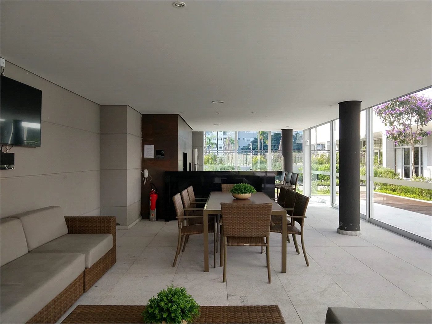 Apartamento à venda com 3 suítes em Vila Anastácio, São Paulo, SP