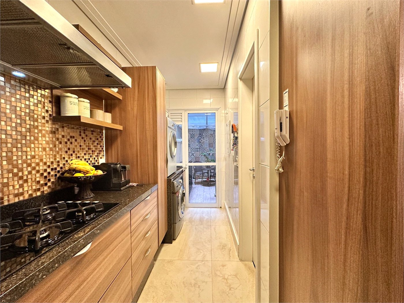 Apartamento à venda com 3 quartos, sendo 2 suítes, em Tremembé, São Paulo, SP