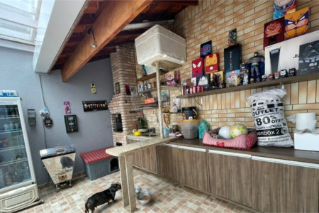 Sobrado à venda com 3 quartos, sendo 1 suíte, em Jardim Umuarama, São Paulo, SP