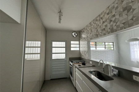 Casa Térrea à venda com 3 quartos, sendo 1 suíte, em Vila Madalena, São Paulo, SP