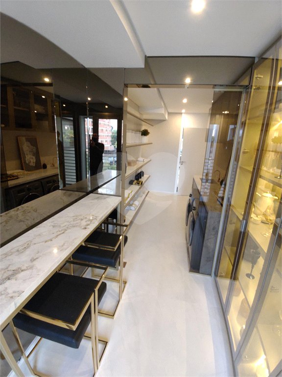 Apartamento à venda com 4 suítes em Moema, São Paulo, SP