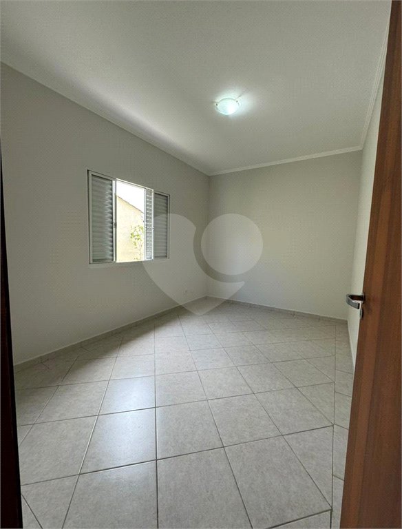 Casa à venda com 3 quartos, sendo 1 suíte, no condomínio Bella Vita, Atibaia - SP