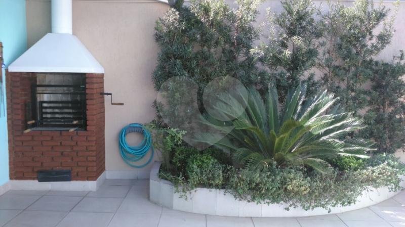 Casa à venda com 3 suítes em Jardim Jussara, São Paulo, SP
