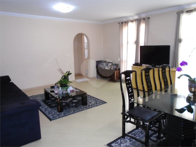 Apartamento à venda com 3 quartos, sendo 1 suíte,  em Brooklin, São Paulo, SP