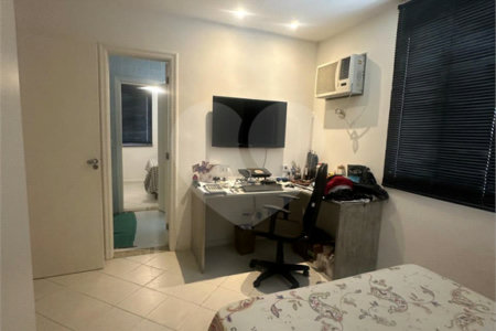 Casa à venda com 4 quartos, sendo 3 suítes, no condomínio Jardins de Florença, Rio de Janeiro - RJ