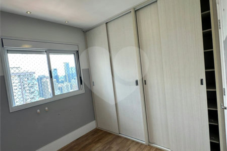 Apartamento à venda com 3 quartos, sendo 1 suíte, em Brooklin Paulista, São Paulo, SP
