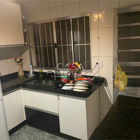 Casa à venda com 3 quartos, sendo 1 suíte, em Jardim Califórnia, Sorocaba, SP