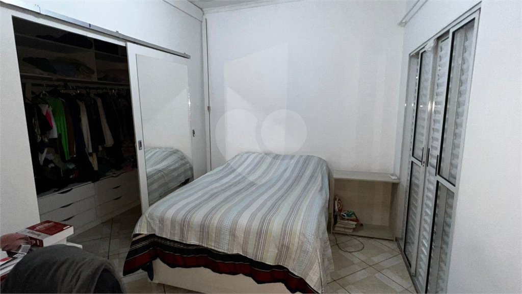 Sobrado à venda com 3 quartos em Cidade Kemel, São Paulo, SP
