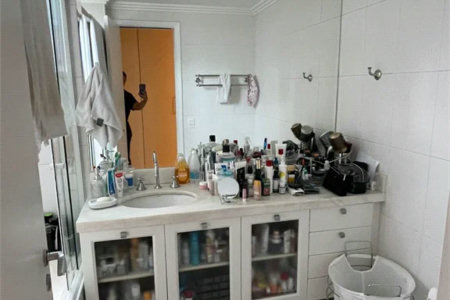 Apartamento à venda com 3 suítes em Vila Progredior, São Paulo, SP