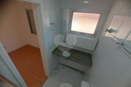 Casa à venda com 2 quartos, sendo 1 suíte,  em Jardim Torino, Cotia, SP