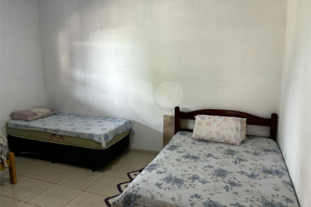 Sobrado à venda com 3 quartos, sendo 2 suítes, em Vila Mazzei, Itapetininga, SP