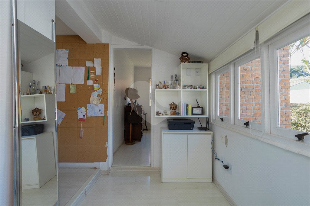 Sobrado à venda com 4 quartos, sendo 2 suítes, em Vila Madalena, São Paulo, SP