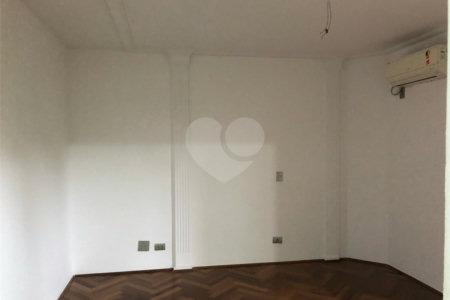 Apartamento à venda com 4 suítes em Vila Suzana, São Paulo, SP