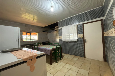 Sítio à venda com 3 quartos, sendo 1 suíte,  em Canta Galo, Itapetininga, SP