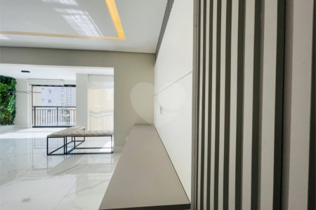 Apartamento à venda com 3 suítes em Vila Gilda, Santo André, SP