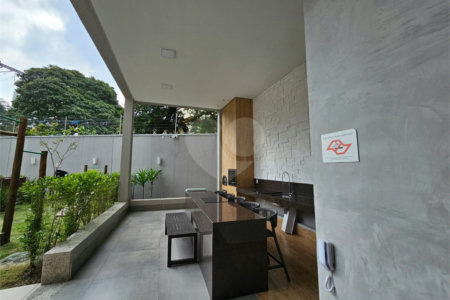 Apartamento à venda ou para alugar com 1 quarto em Pinheiros, São Paulo, SP