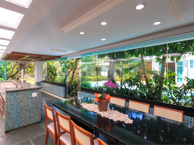 Casa Térrea à venda com 4 suítes em Jardim Marajoara, São Paulo, SP