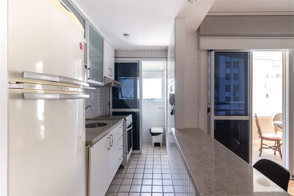 Apartamento à venda ou para alugar com 1 suíte em Pinheiros, São Paulo, SP
