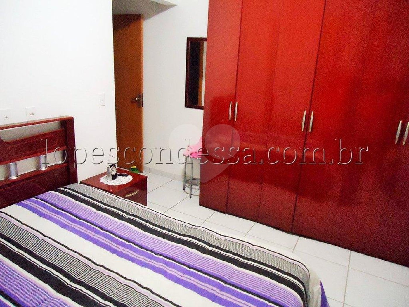 Apartamento à venda com 2 quartos, sendo 1 suíte, em Campo Aviação, Praia Grande, SP