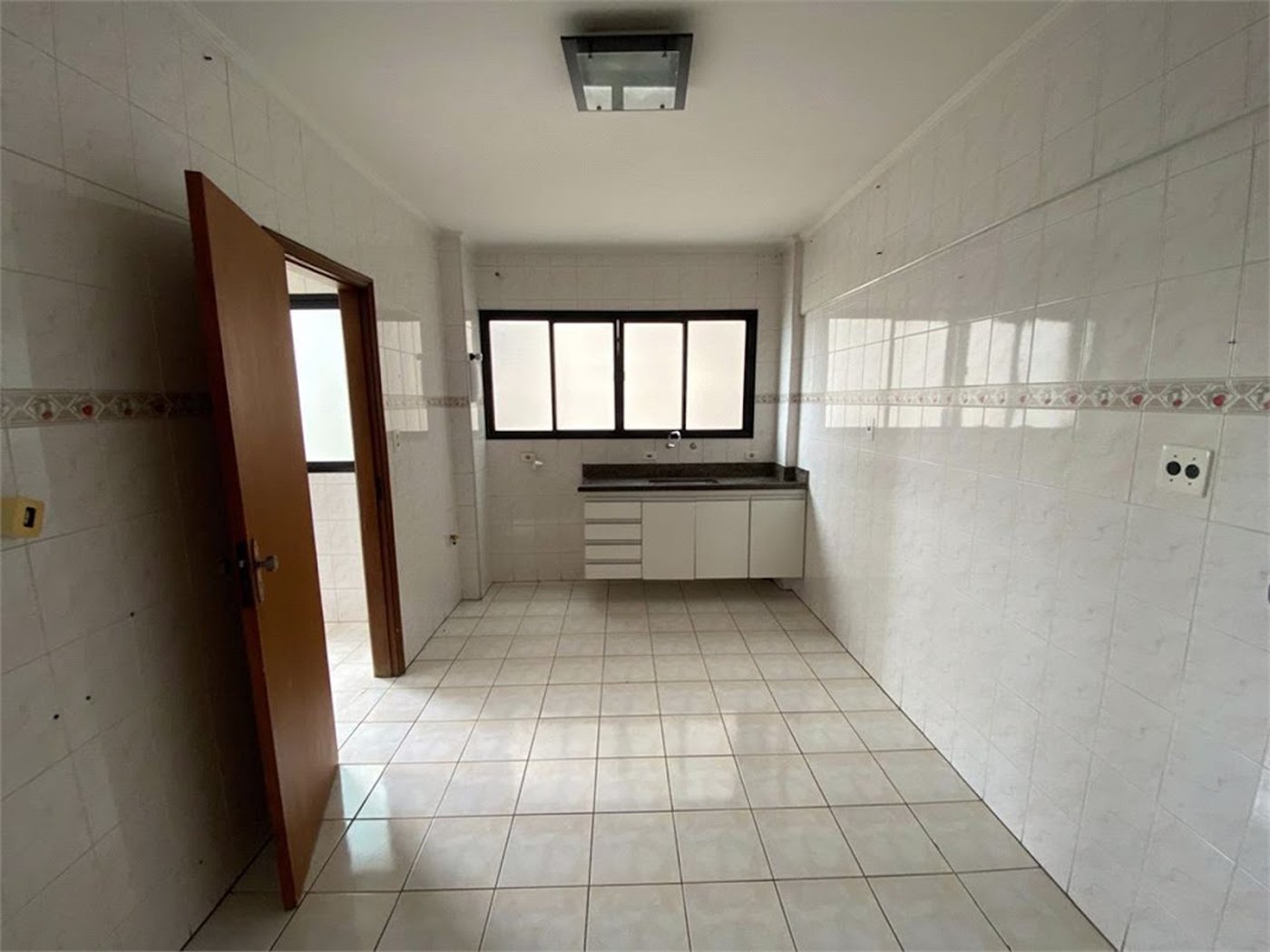 Apartamento com 2 dormitórios à venda, 98 m² por R$ 678.000,00 - Ponta da Praia - Santos/SP