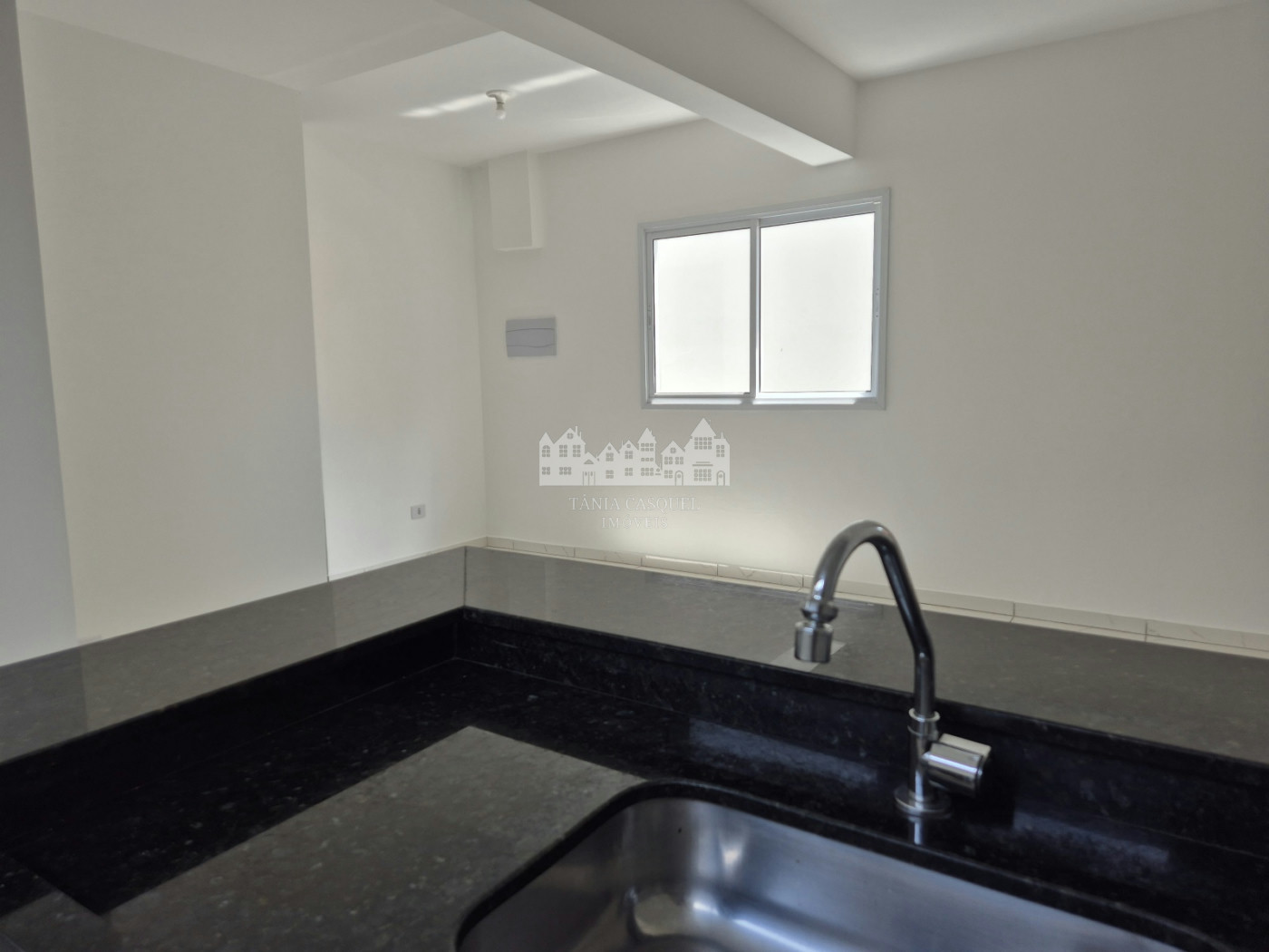 Apartamento para alugar com 2 quartos, sendo 1 suíte, em Alvinópolis, Atibaia, SP