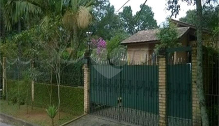 Casa à venda com 3 quartos, sendo 1 suíte,  em Serra da Cantareira, Mairiporã, SP