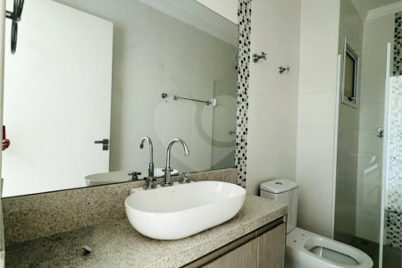 Apartamento à venda com 3 quartos, sendo 1 suíte, em Baeta Neves, São Bernardo do Campo, SP