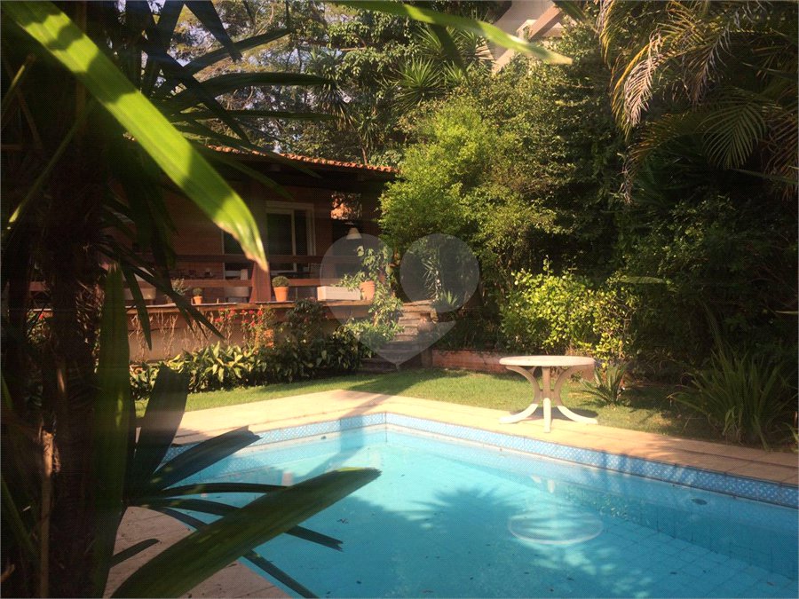 Casa à venda ou para alugar com 4 quartos, sendo 2 suítes, em Jardim Guedala, São Paulo, SP
