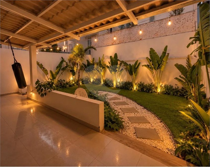 Casa à venda com 3 quartos, sendo 1 suíte, no condomínio Palm Tree Residences, Indaiatuba - SP