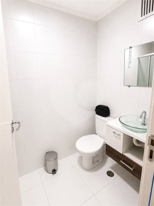 Apartamento à venda com 2 quartos, sendo 1 suíte, em Vila Assis Brasil, Mauá, SP