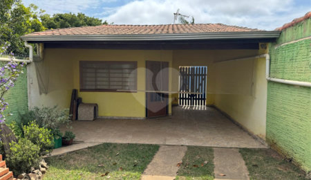 Chácara à venda com 2 quartos em Conceição, Itapetininga, SP